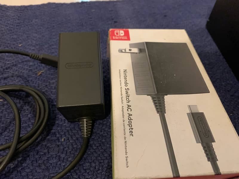 Nintendo switch dock with power adapter 9