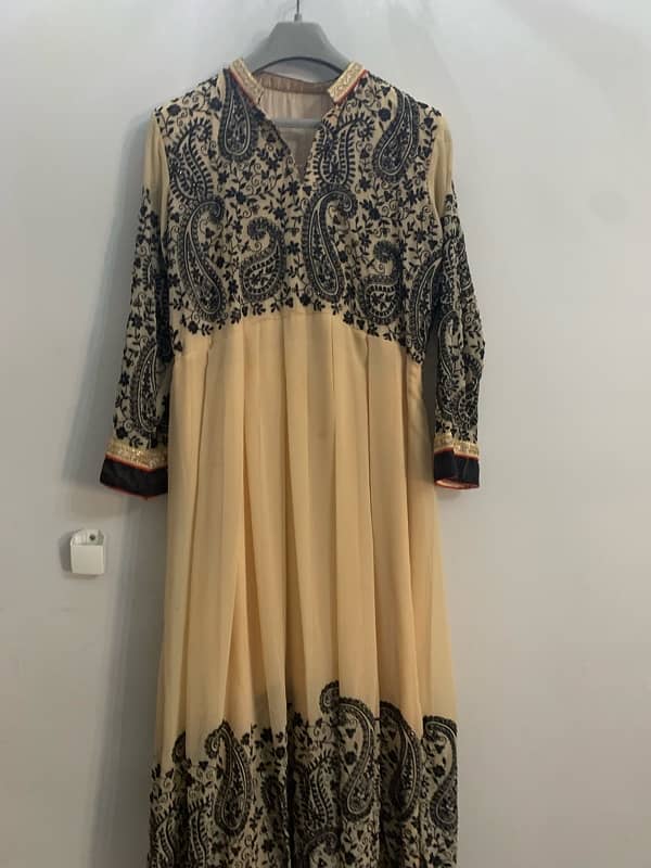 women maxi for party wear 2