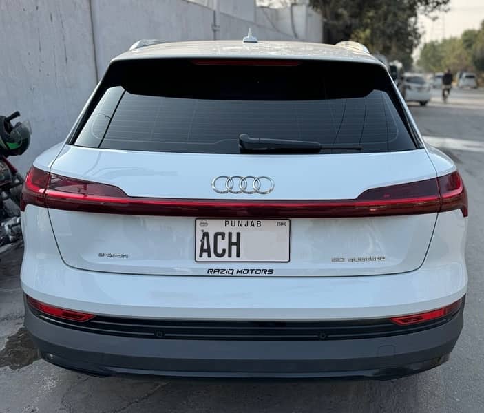 Total Geniune Audi E-Tron 2021 Model Full Optional 3