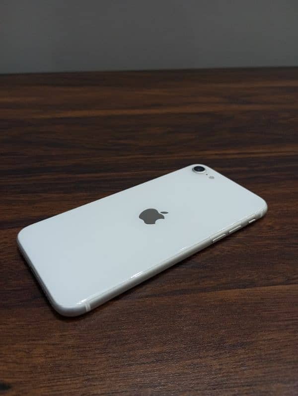 Iphone SE (2020) (Non-PTA) 9