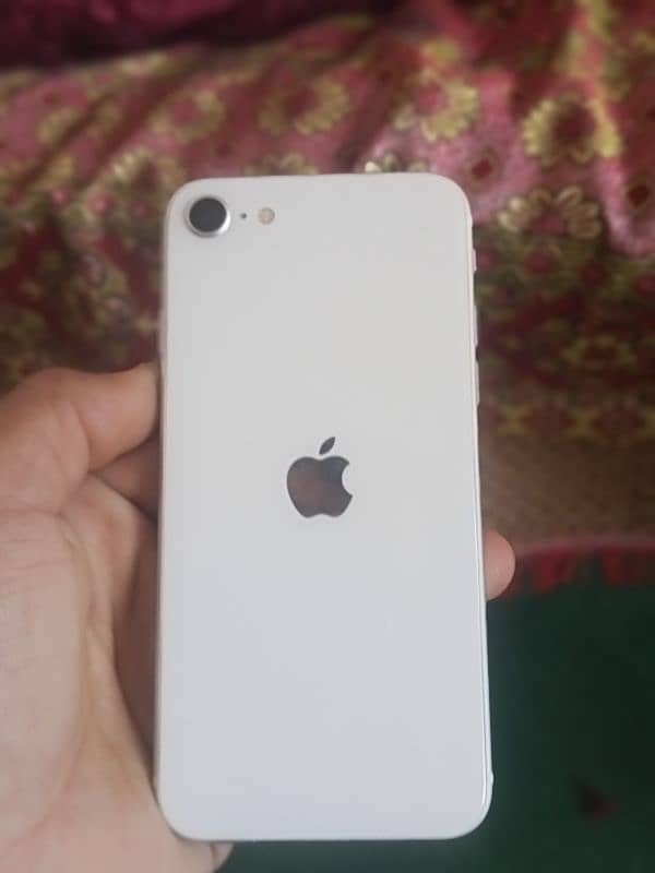 iphone se2020 for sell 2