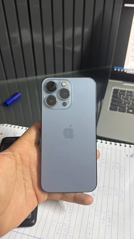 IPhone 13 Pro 256gb pta 0