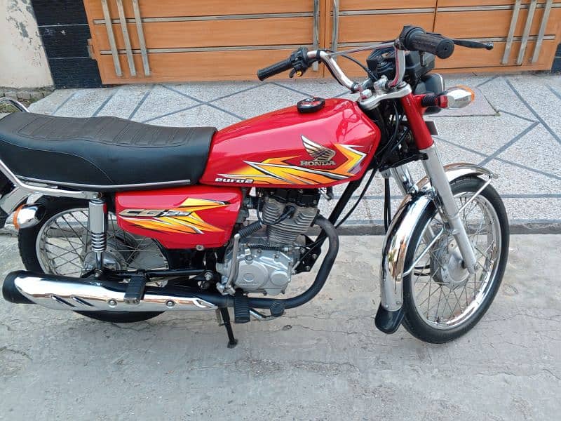 HONDA 125 OCTOBER 2021 MODEL IN EXCELLENT CONDITION FOR SALE 9