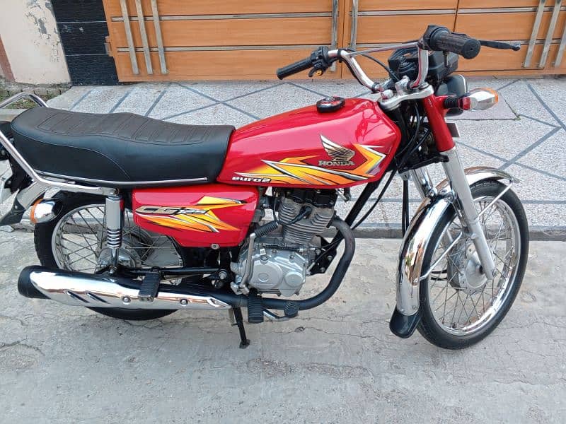 HONDA 125 OCTOBER 2021 MODEL IN EXCELLENT CONDITION FOR SALE 10