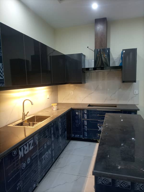 10 Marla Brand New Double Unit House Available For Rent 12