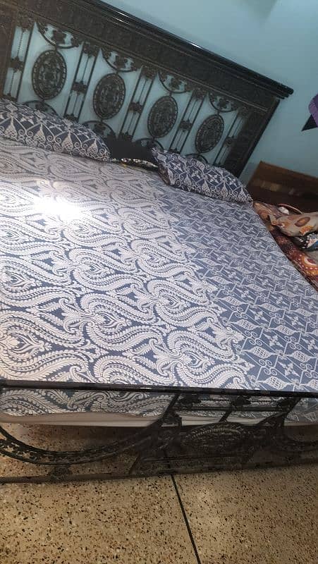 Iron rod bed with mattress 4