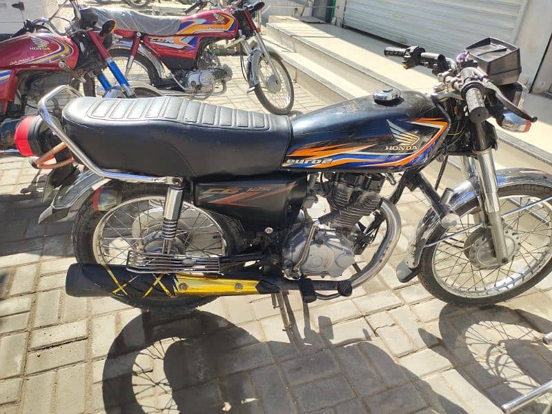 Honda 125 Black 2