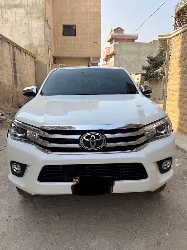 Toyota Hilux revo v 2021 old shape 0