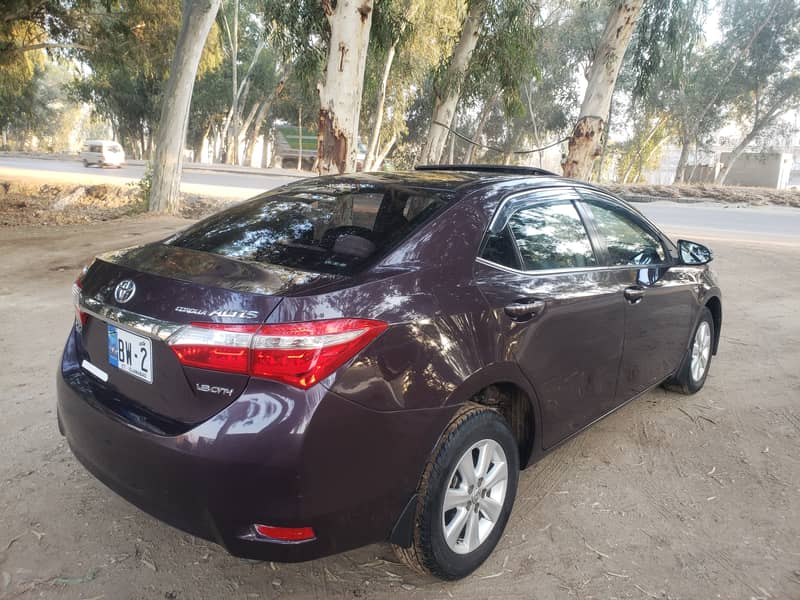 Toyota Corolla Altis 2014 1