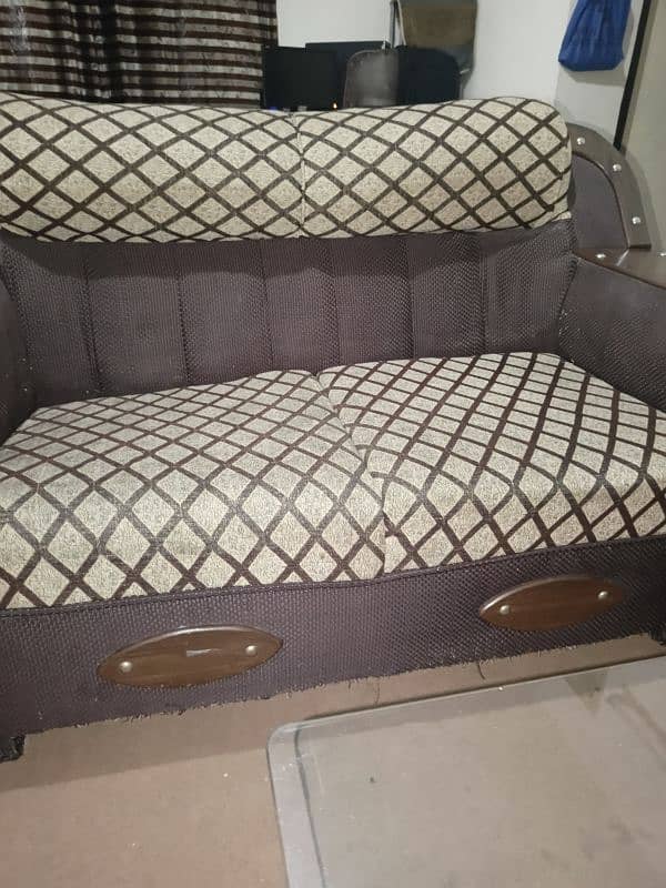 sofa for sale in good condition 1