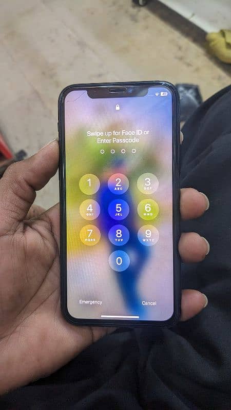 iphone 11 pro 2