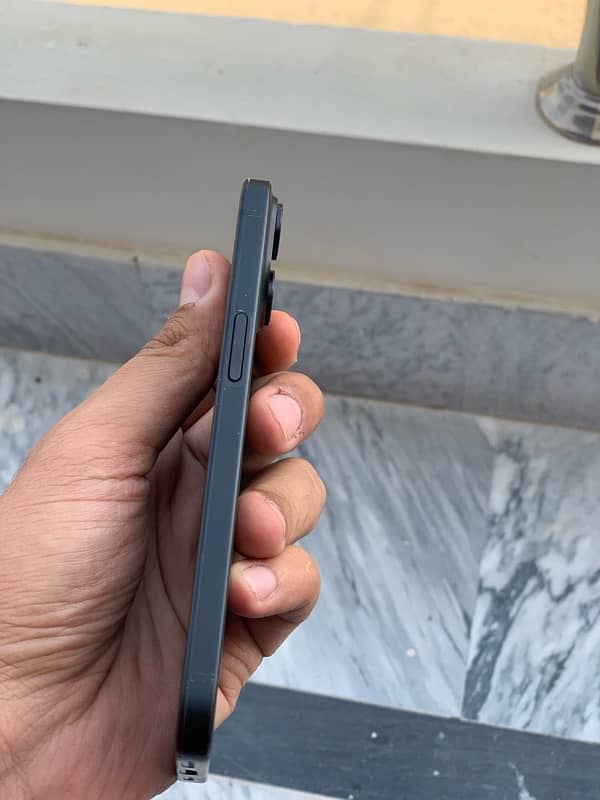 IPHONE 15(JV NON-PTA) 128GB Black 1