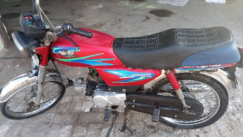 bike for sale koi b Kam ni hona wala 10