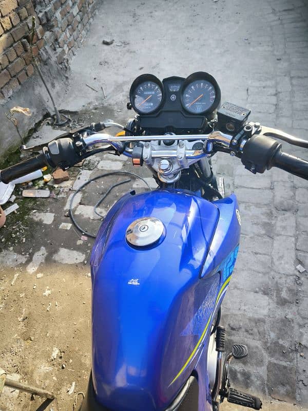 Urgent Sale Yamaha YBR 125G 2020 Model 5