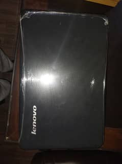 Laptop Lenovo 4/250 lush Condition