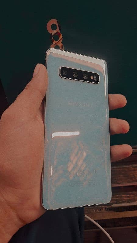 Samsung s10 Dual sim Official PTA Approved 8/128 With box 2