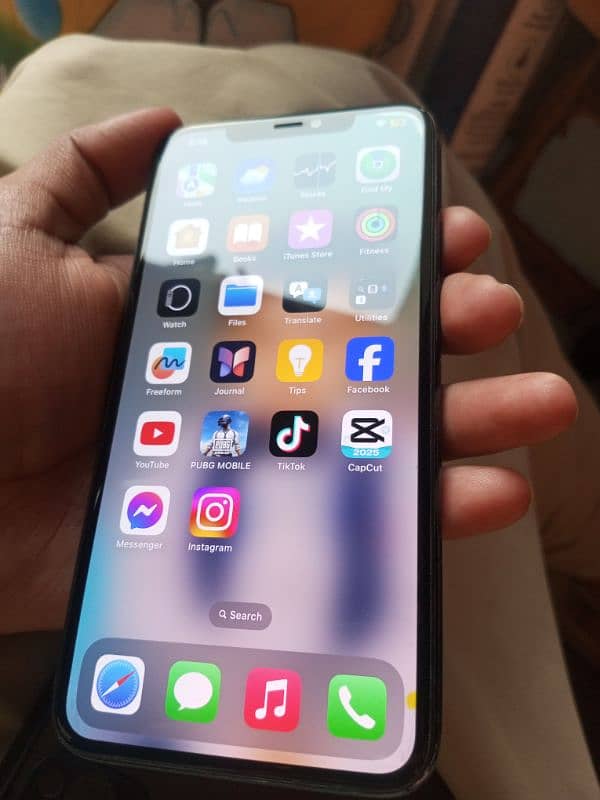 iPhone 11 pro max 1