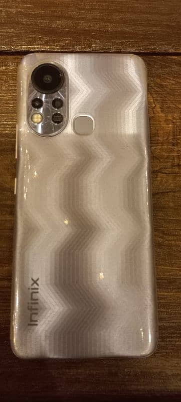 Infinix Hot 11s 4/128  All good ok condition Box + charger 0