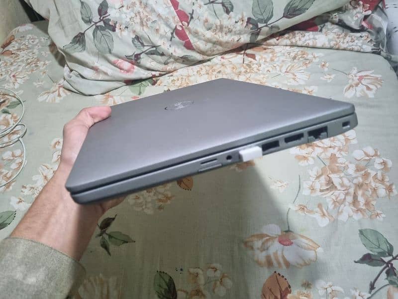 Core i5 10Gen 8 256 Dell Latitude 5410 Window 10 6