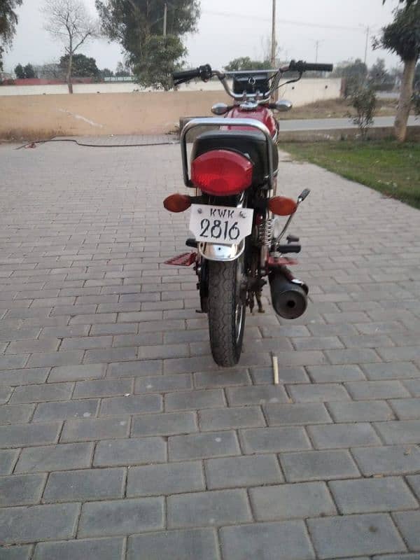 Honda 125 2016 3