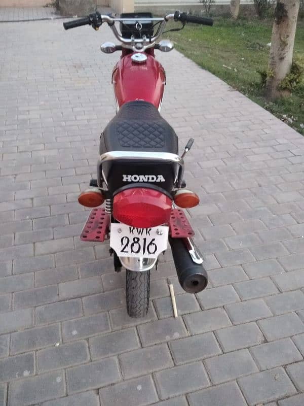 Honda 125 2016 6