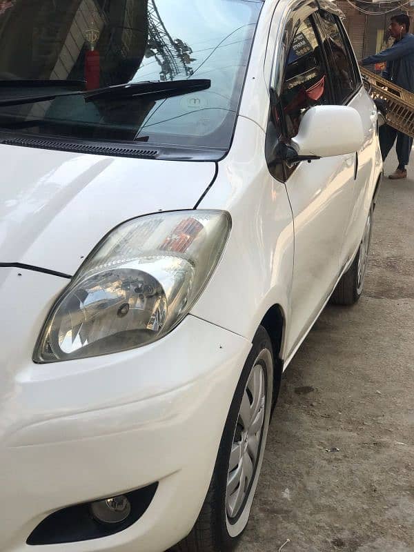 Toyota Vitz 2009 4