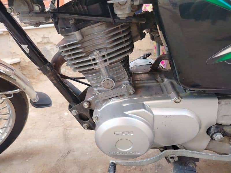 Honda cg 125 model 2023 karachi no 5