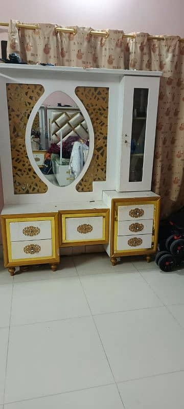 Full Bedroom Set Available for Sale 4