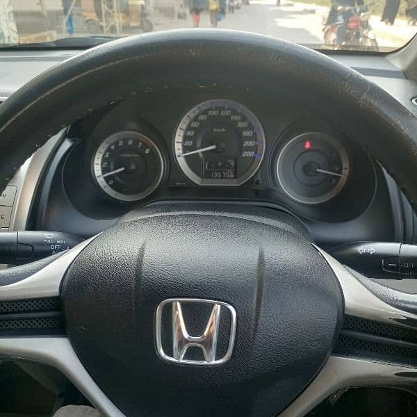 Honda City Aspire 2015 4