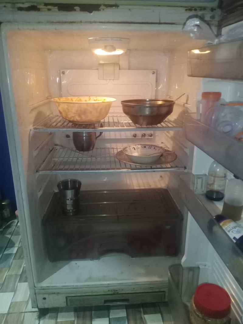 Fridge for sale 3