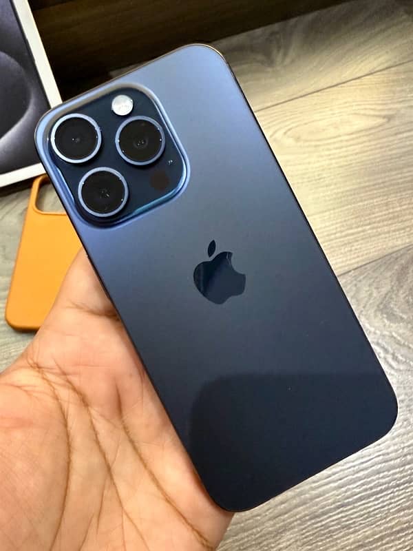 iPhone 15 Pro 128GB HK 1