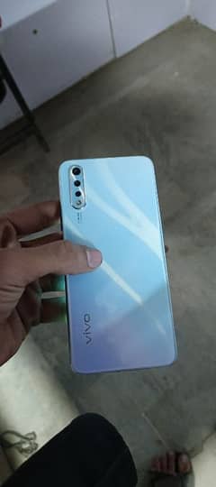 Vivo s1 4gb ram 128gb memory pta approve