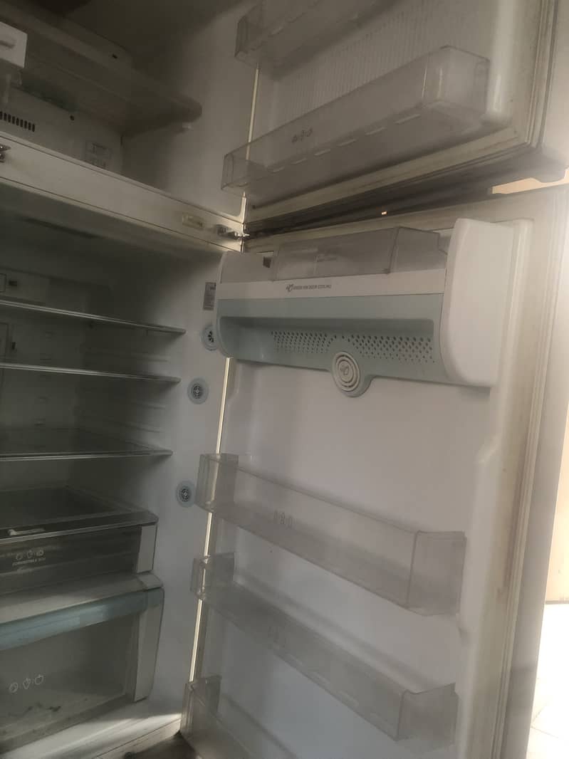 LG full size refrigerator double door 4