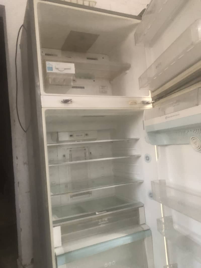 LG full size refrigerator double door 6