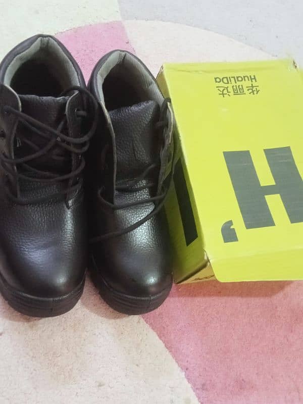 New Safety shoes 6