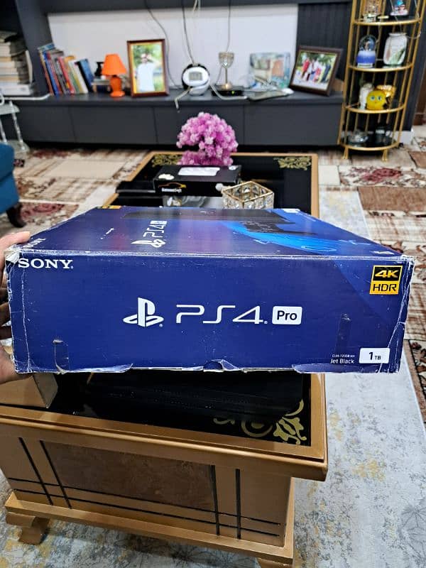 PS4 PRO 1TB 3