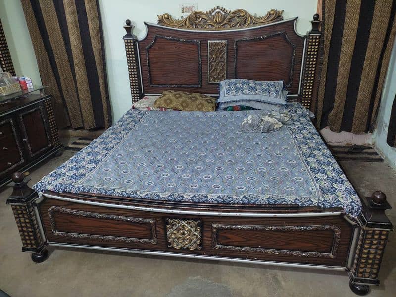 Furniture | Sheesham Worked Furniture | Bed | wardrobe | Dressing 2