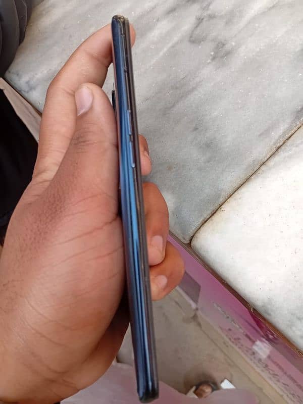 model : oppo f15 3