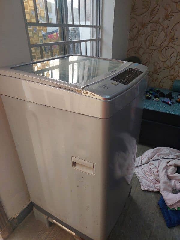 Haier fully automatic 9kg washing machine 1