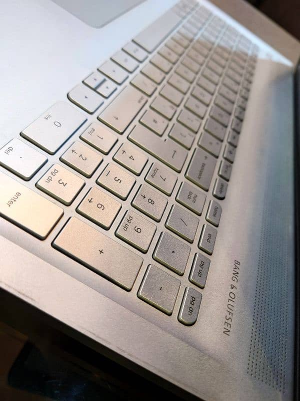 HP Envy NoteBook BANG & OLUFSEN 2