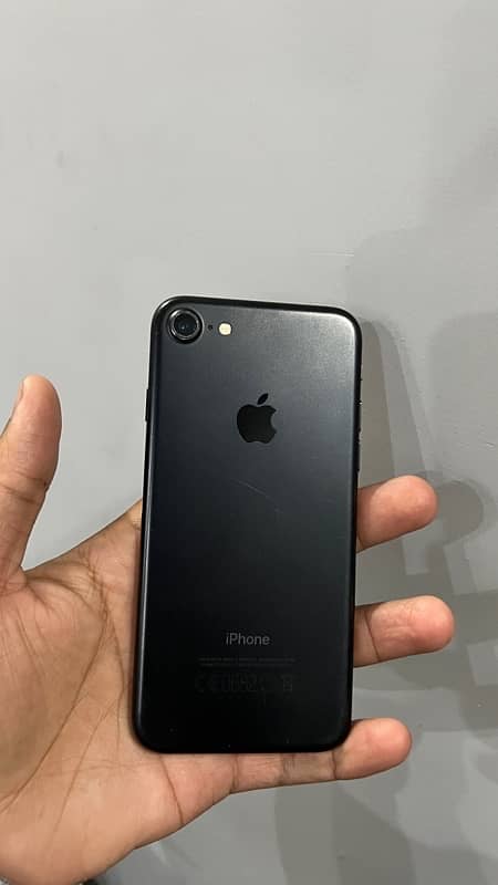 iphone 7 128gb PTA 0