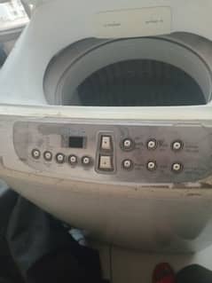 in excellent condition Samsung washing machine for sell!