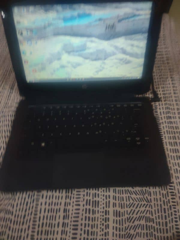 Intel Pentium R Laptop For Cheap Urgent Sale 0