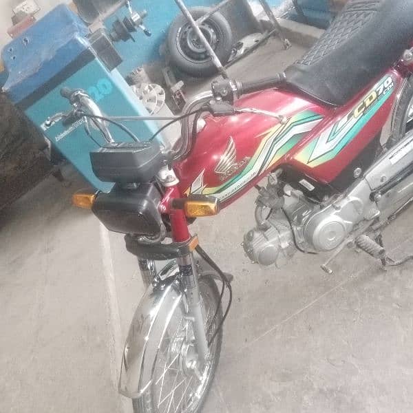 Honda CD 70 cc 2