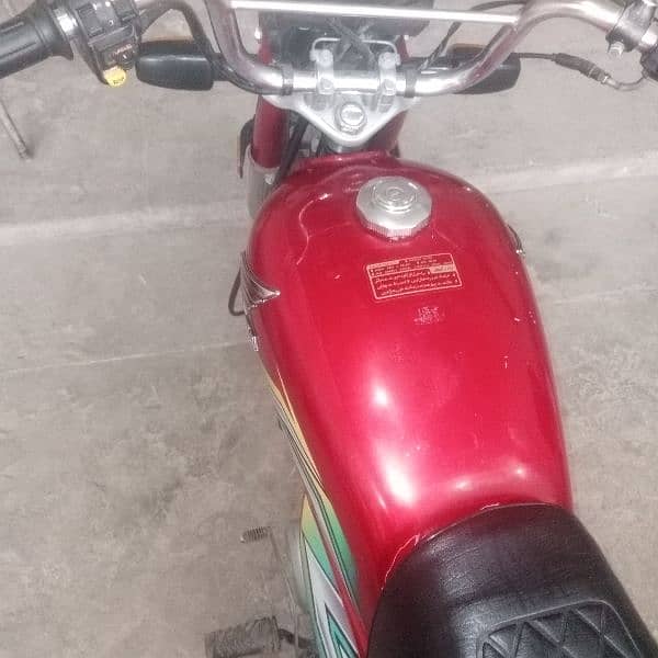 Honda CD 70 cc 4