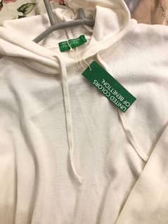 white crop hoodie