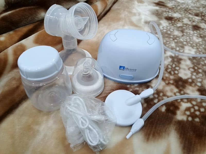 Medicos breast pump 2