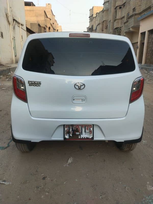 Toyota Pixis Epoch 2013 3