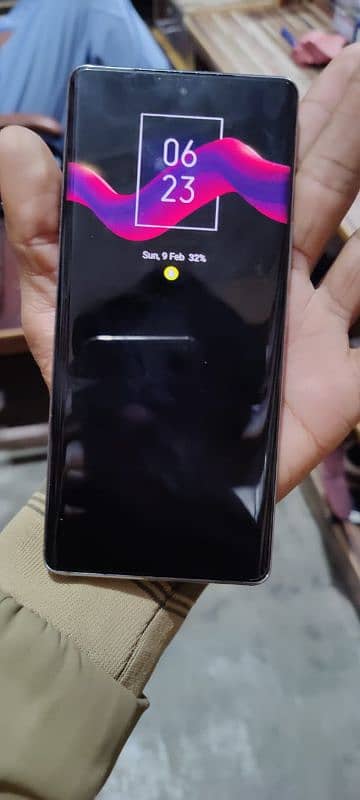 vivo v30e for sale 10 by 10 condition 8 month wareenty 1