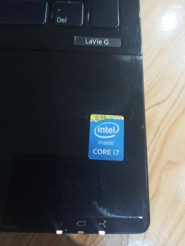 NEC i7 4ge 8 gb ram 128 SSD 2